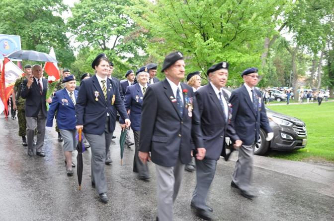 Description: http://www.goniec.net/images/niagaraonthelake/DSC_0377.JPG